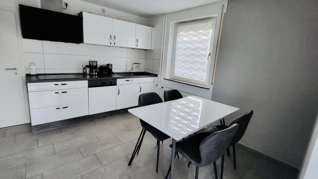 4Rooms Central-Modern Near Mtu With Balcony, The Beach By Lakescape Fewos Friedrichshafen Exterior photo